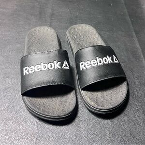 Reebox slides